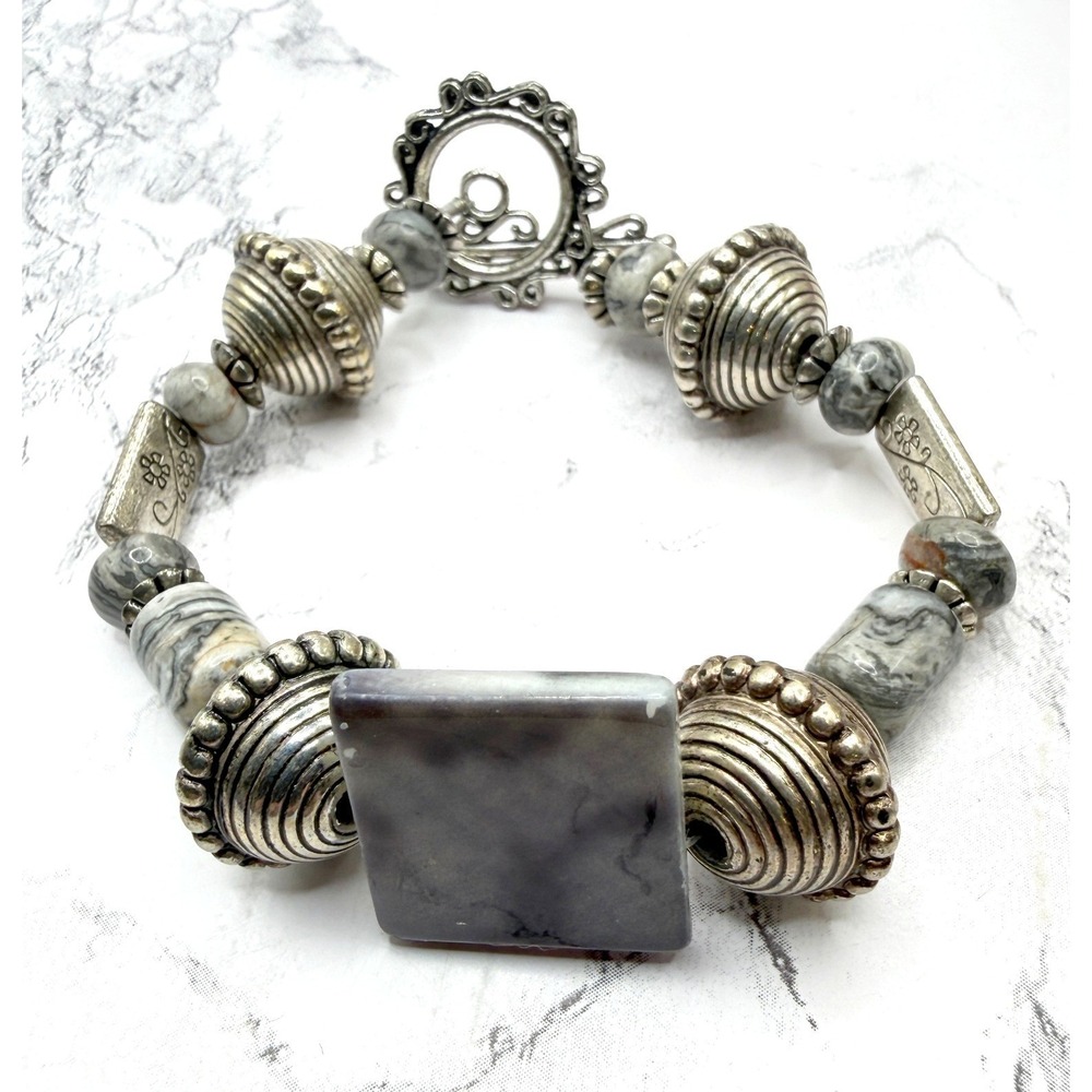 Boho Sodalite Stone Bracelet 7.75" Chunky Silver Tone Toggle Clasp Gray Silver